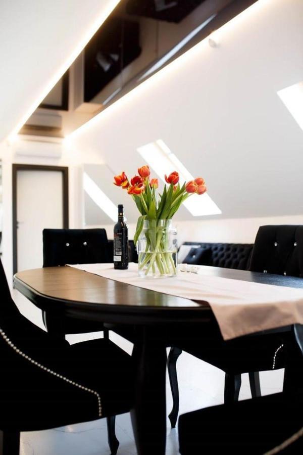 Apartamenty Scarlet Дарлово Экстерьер фото